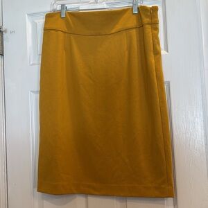 Elegant Mustard Pencil Skirt
